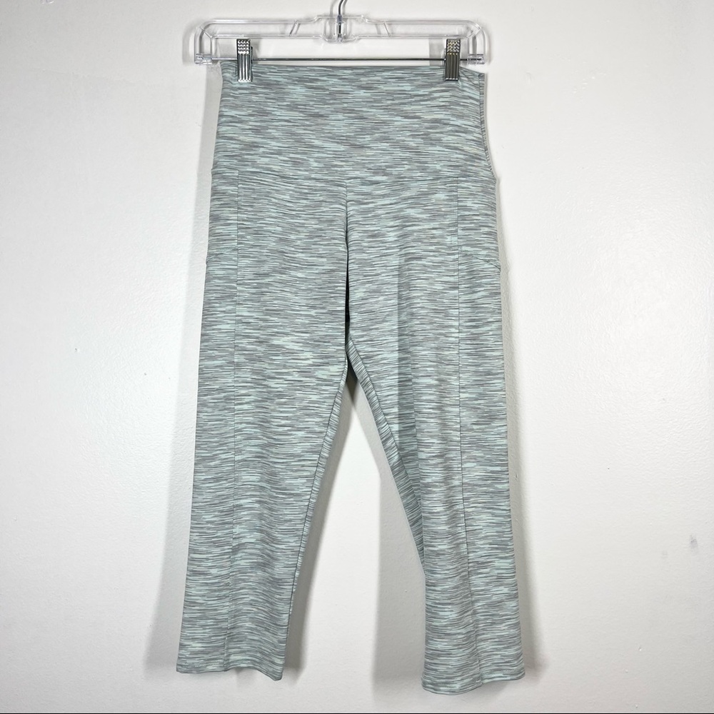 ONZIE Yoga Leggings Crop Capri Space Dye Micro Stripes Blue Teal M/L